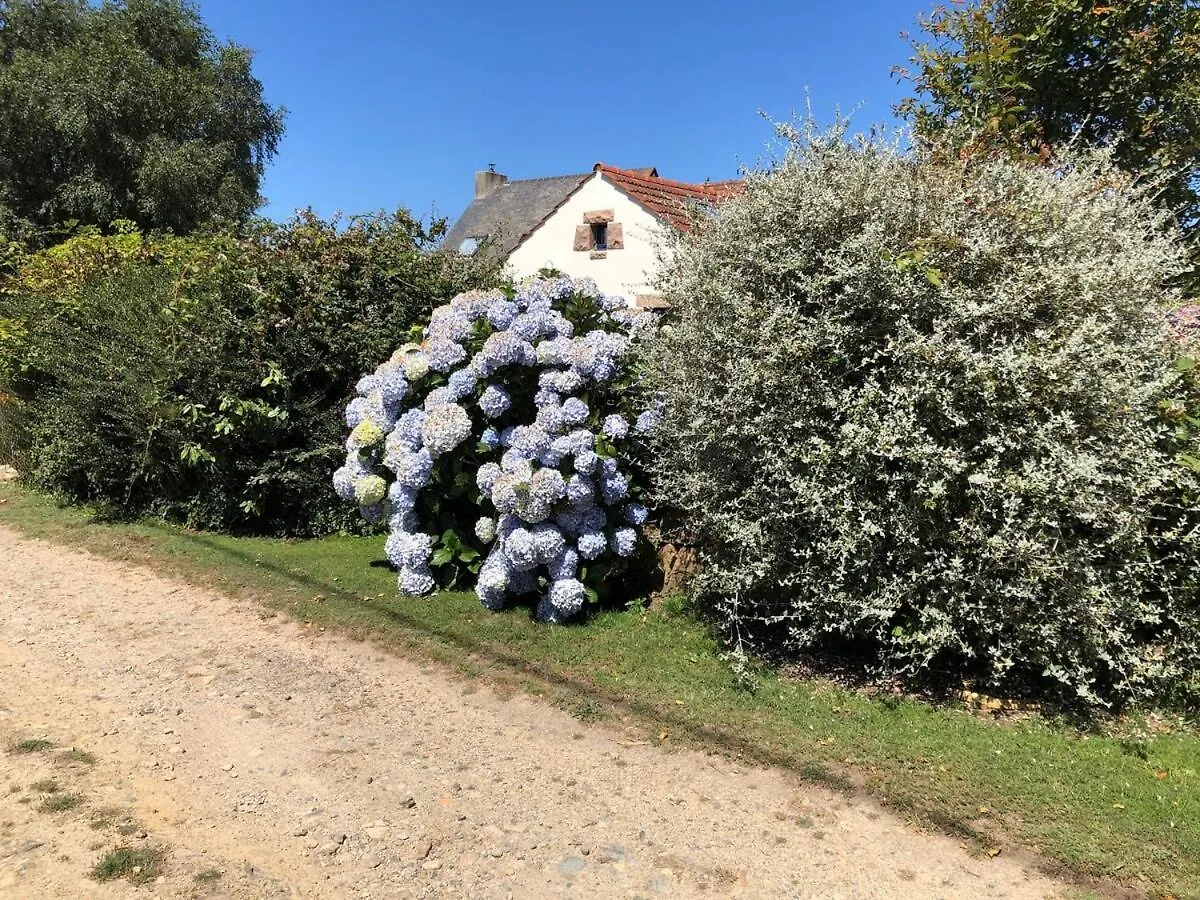 Holiday home Le Havre De Paix De La Cote De Granit Rose Villa Pleumeur-Bodou France